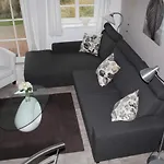 Koni-s-hus-2