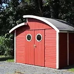 Koni-s-hus-2